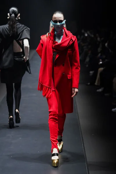 Look 29